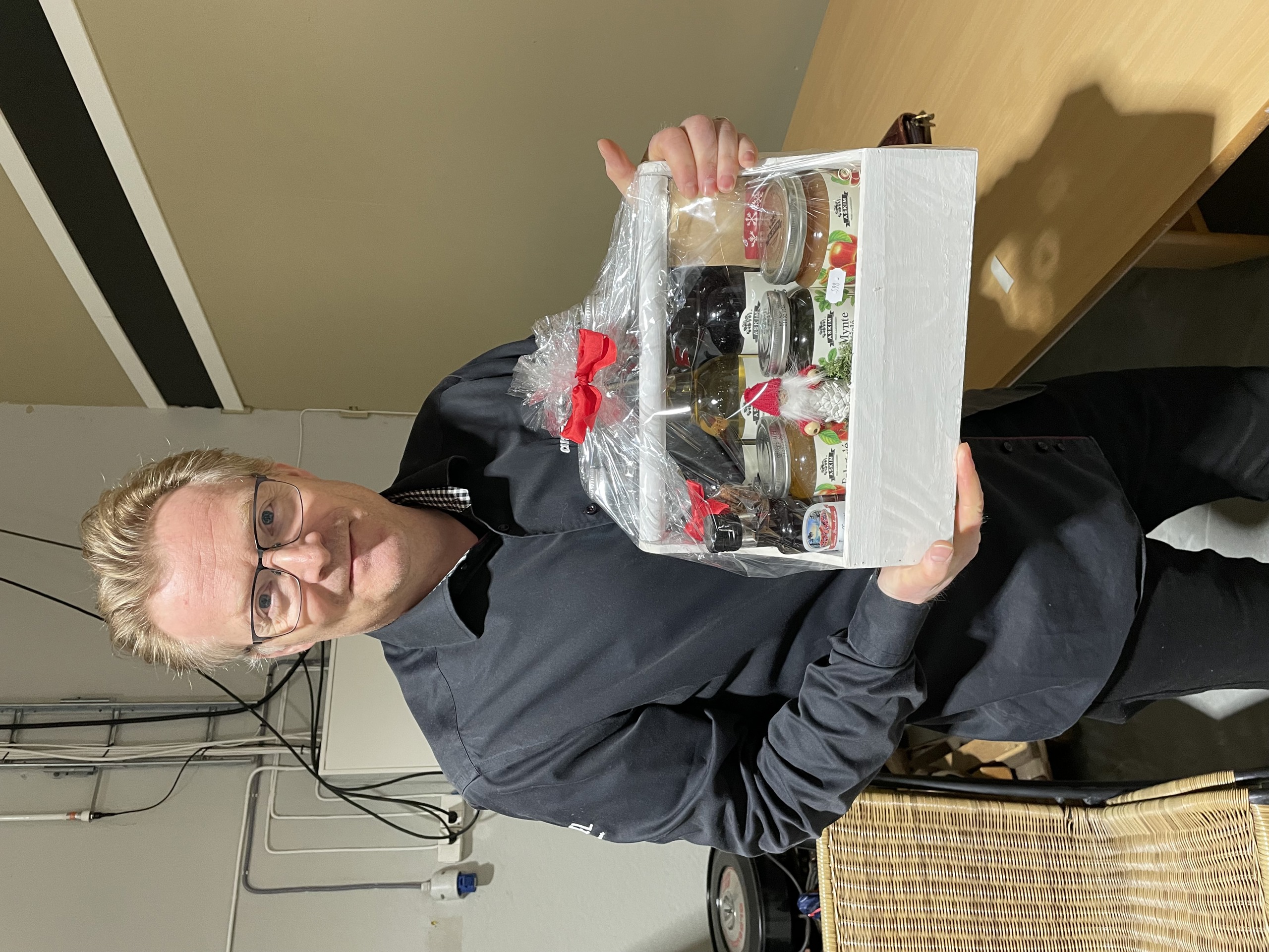 Styreleder Tore Tøtdal på klubbmøte i Askim